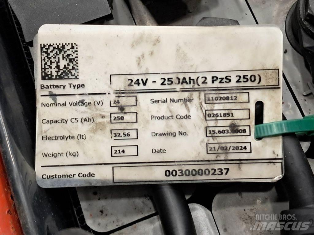 Linde T16 Nisko podizni električni viličar