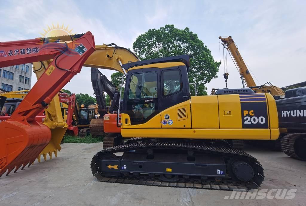 Komatsu PC 200-7 Bageri gusjeničari