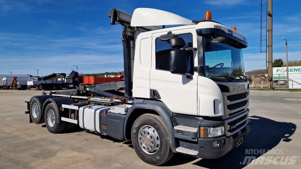 Scania P410 6X2 Rol kiper kamioni s kukama za dizanje