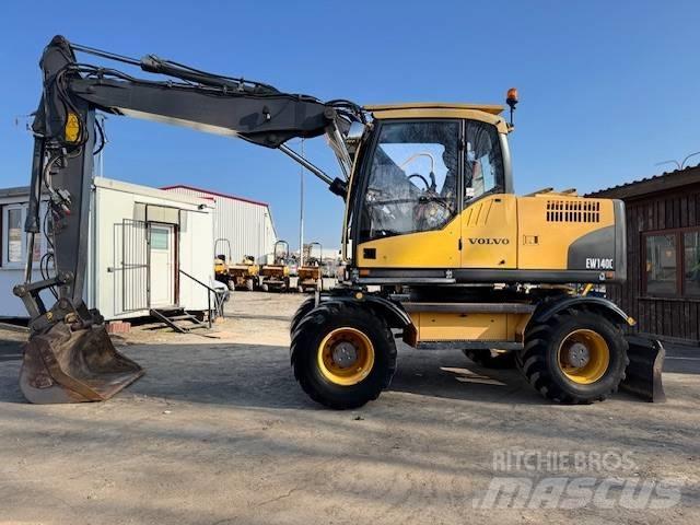 Volvo EW 140 C Bageri na kotačima