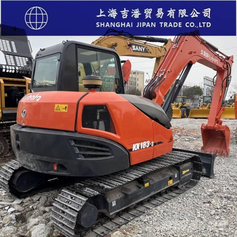 Kubota 183 Bageri gusjeničari