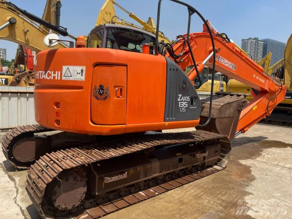 Hitachi ZX 135 Bageri gusjeničari