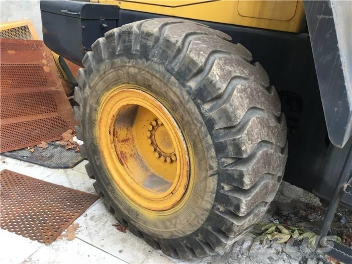 Komatsu WA 320-3 Utovarivači na kotačima