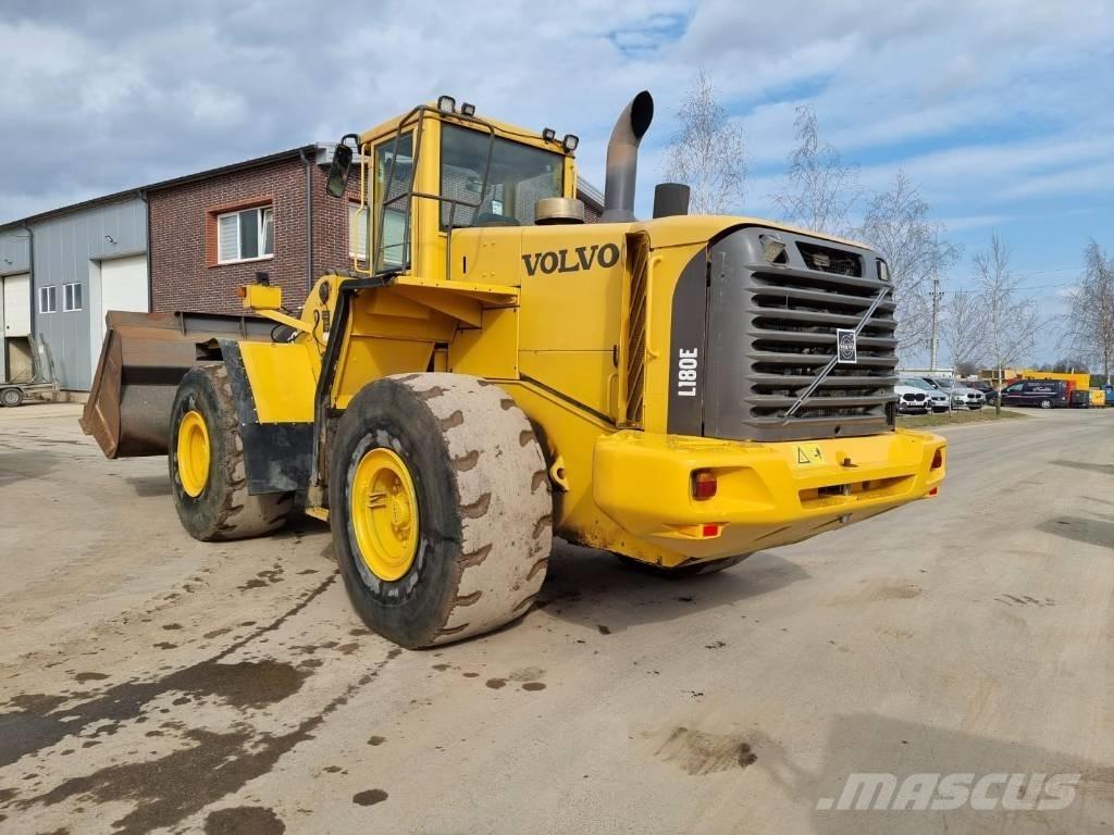 Volvo L 180 E Utovarivači na kotačima