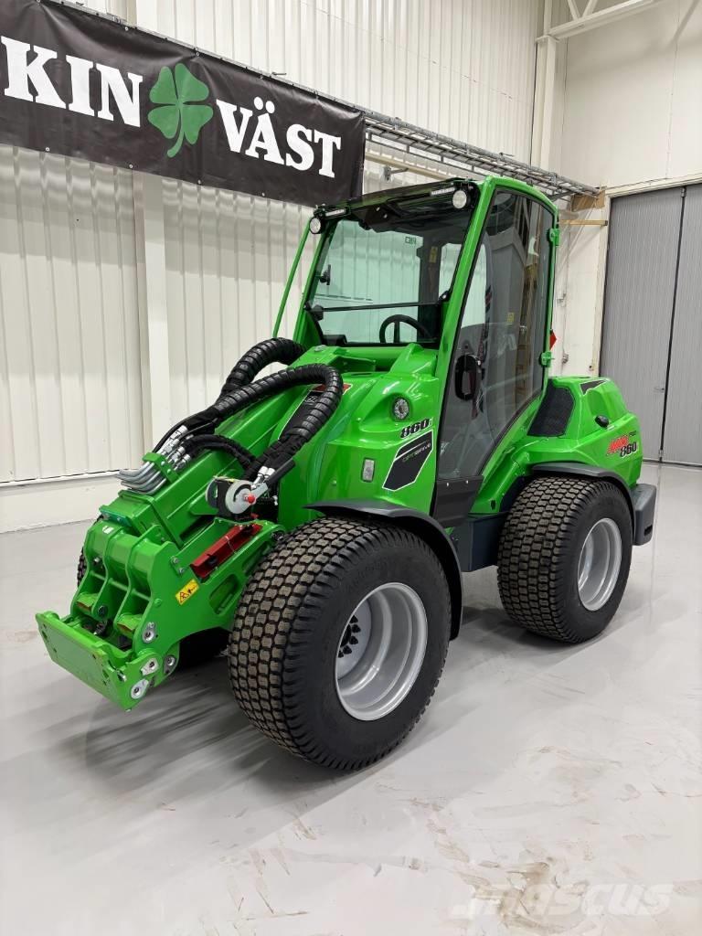 Avant 860 i Skid steer mini utovarivači