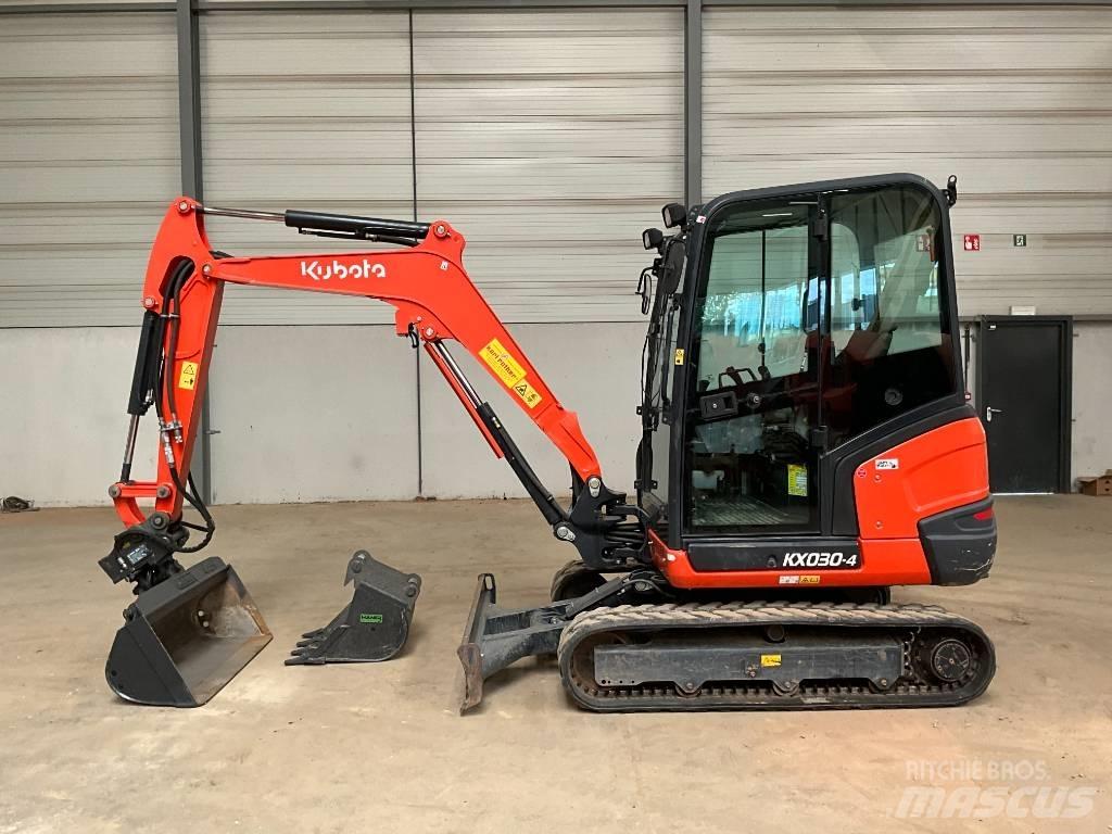Kubota KX 030-4 Mini bageri <7t