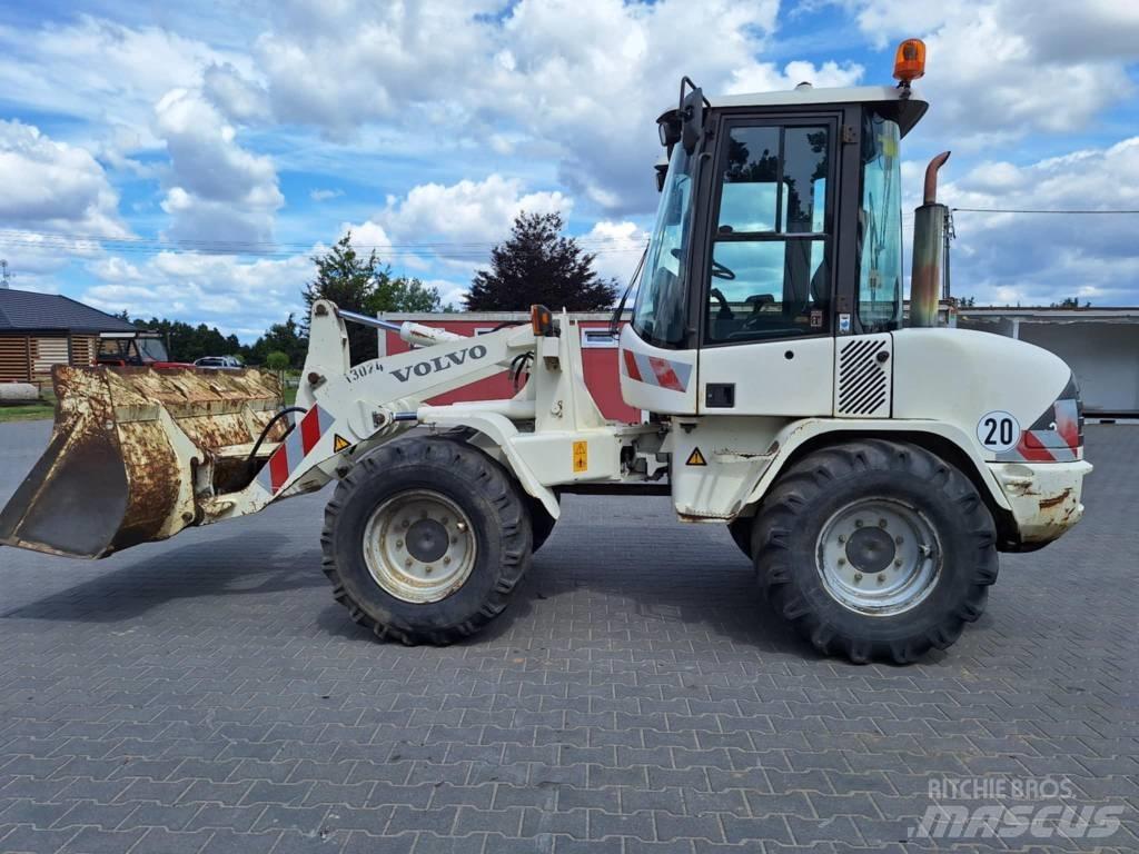 Volvo L 30 B Utovarivači na kotačima