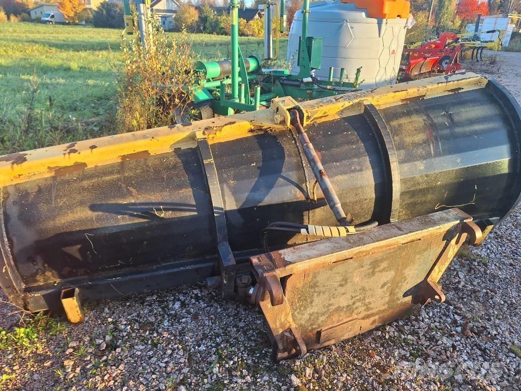  OMT 300 Sniježne daske i  plugovi