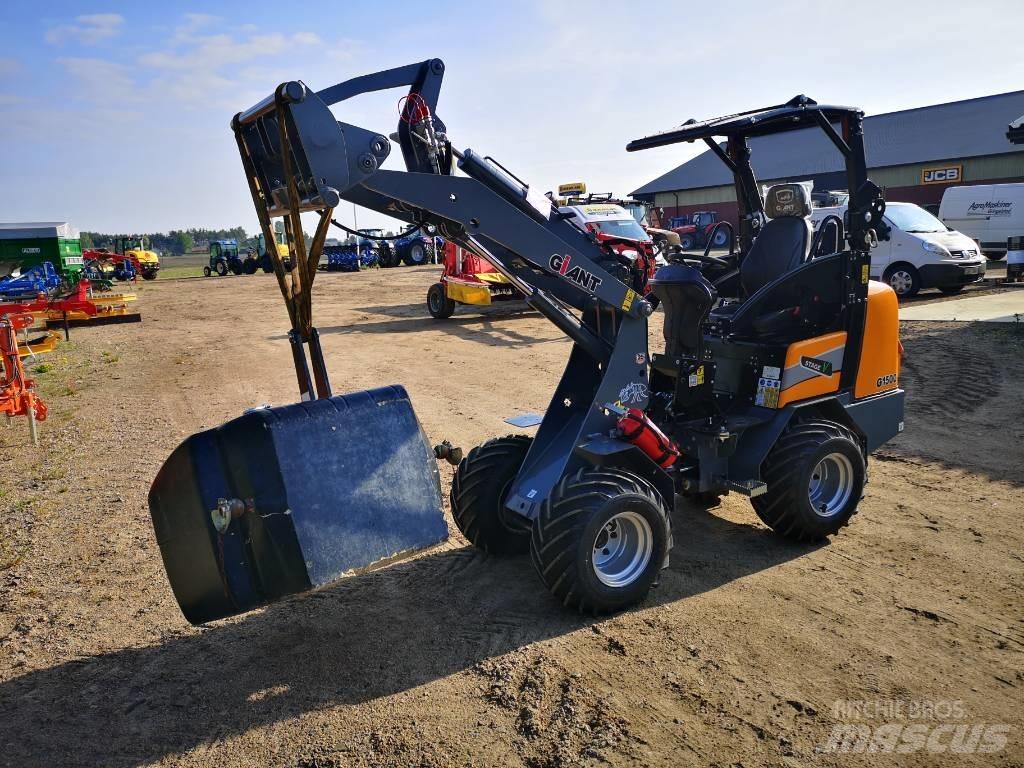 GiANT 1500 Višenamjenski utovarivači
