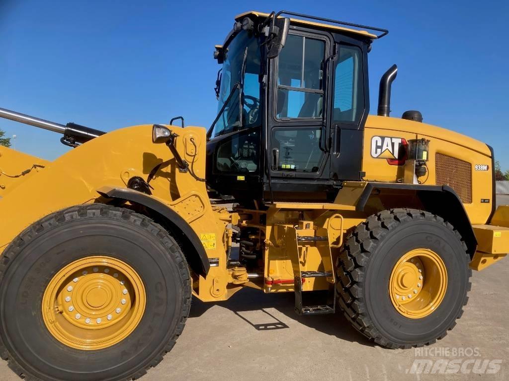 CAT 938M Utovarivači na kotačima