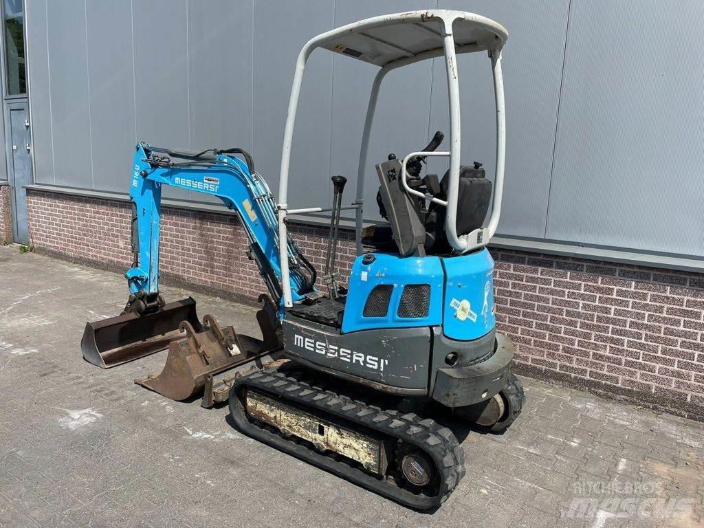 Messersi M-16U Mini bageri <7t