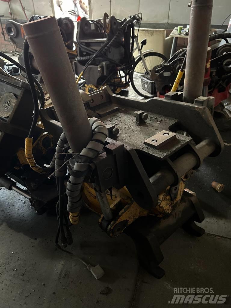 Engcon Tiltrotator Rotatori