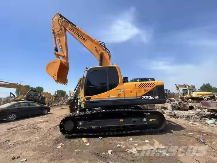 Hyundai 220 LC  9s Bageri gusjeničari