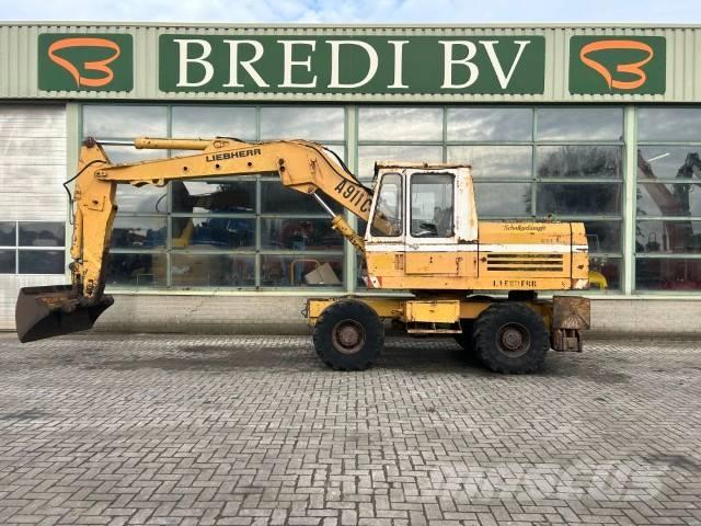 Liebherr A 911 C Bageri na kotačima