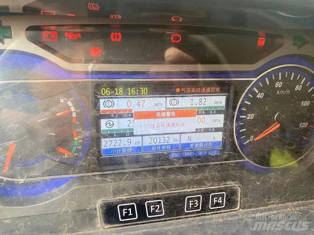 Sany STC1600 Rabljene dizalice za težak teren
