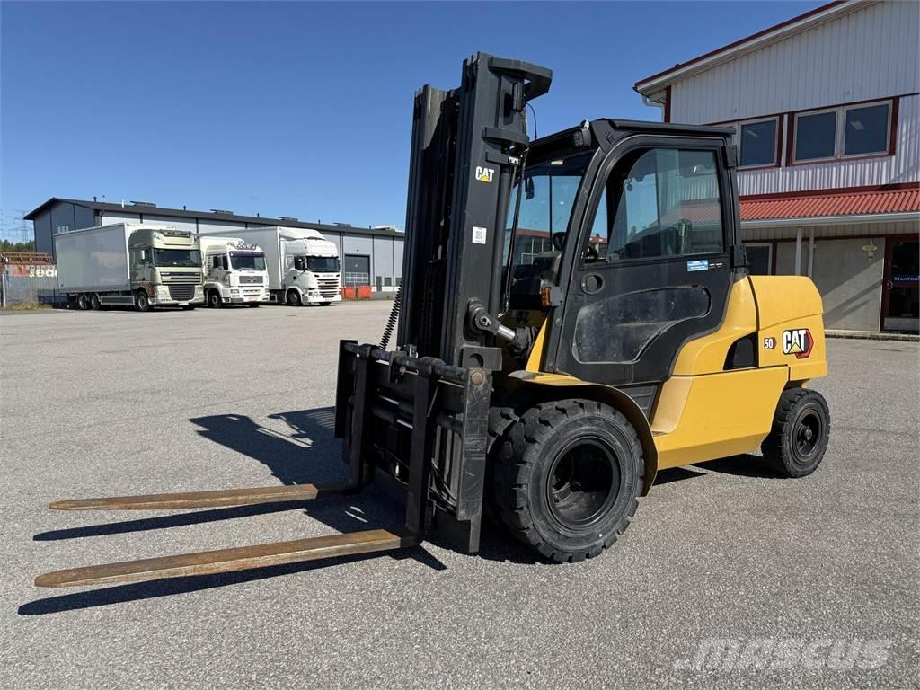 CAT DP50NT Dizelski viličari