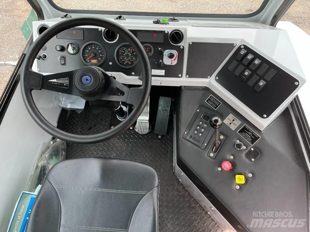 Capacity TJ5000 Vučna vozila