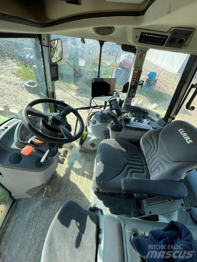 CLAAS ARION 470 Traktori