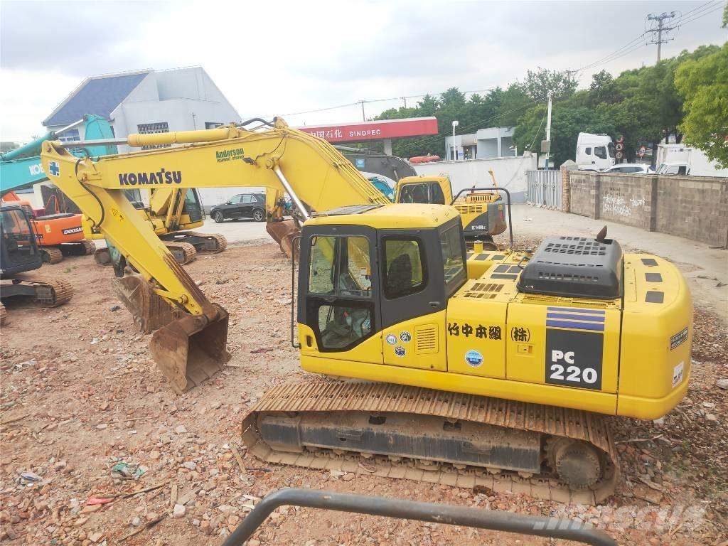 Komatsu PC220-7 Bageri gusjeničari
