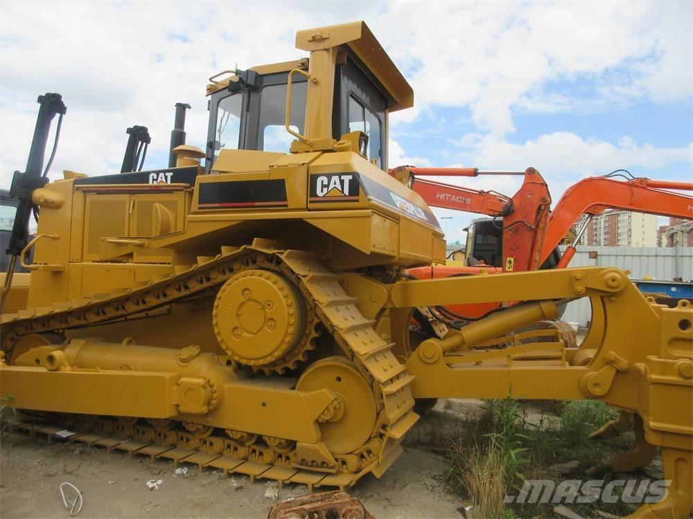 CAT D 8 N Buldožeri gusjeničari