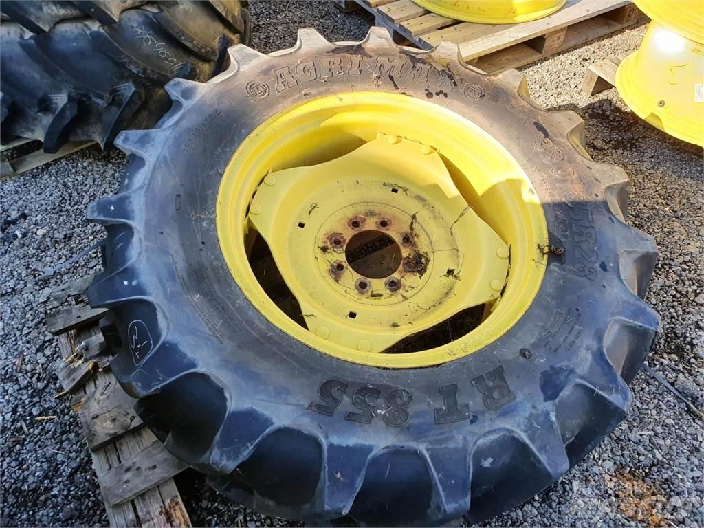 BKT 380/85R28 x2 Gume, kotači i naplatci