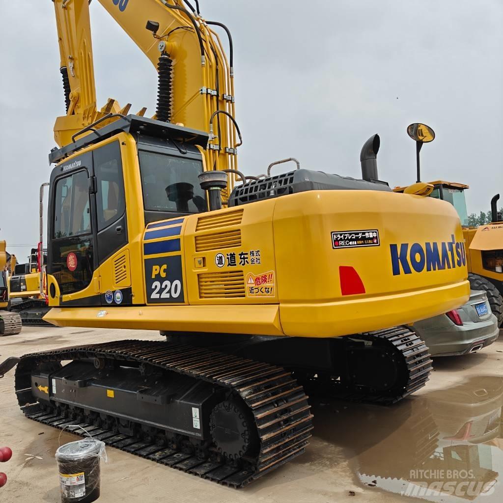 Komatsu 220-8MO Bageri gusjeničari