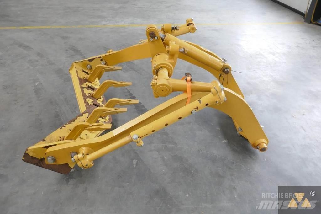 CAT 140M Scarifier Ostale komponente