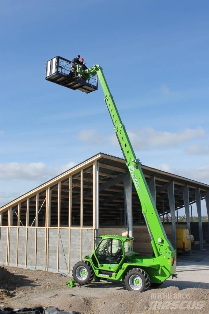 Merlo P40.17 Teleskopski viličari