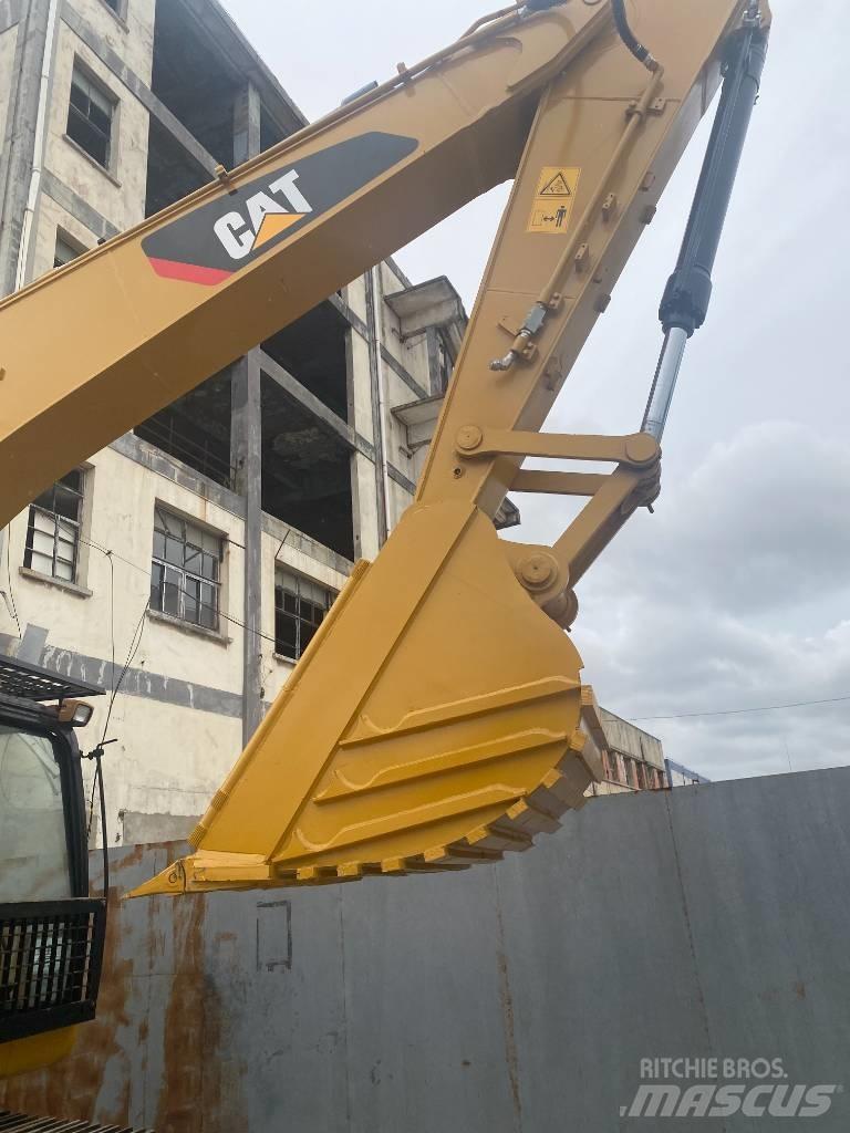 CAT 320 D Bageri gusjeničari