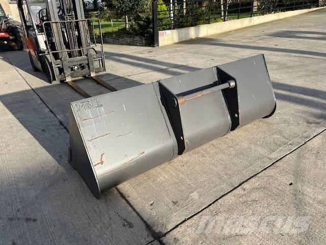 Manitou Bucket Teleskopski viličari