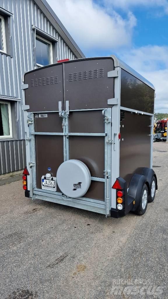 Ifor Williams HB 511 Prikolice za prijevoz stoke