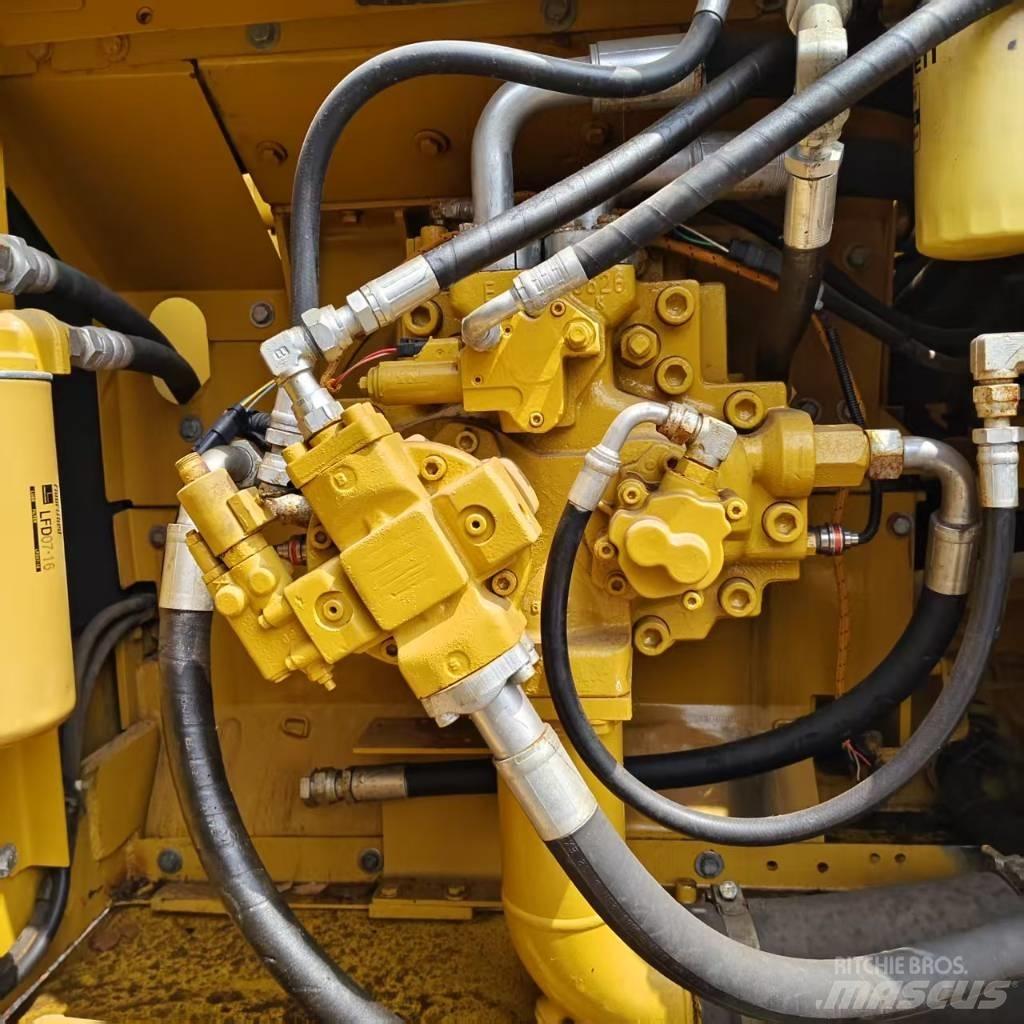 CAT 336 D Bageri gusjeničari