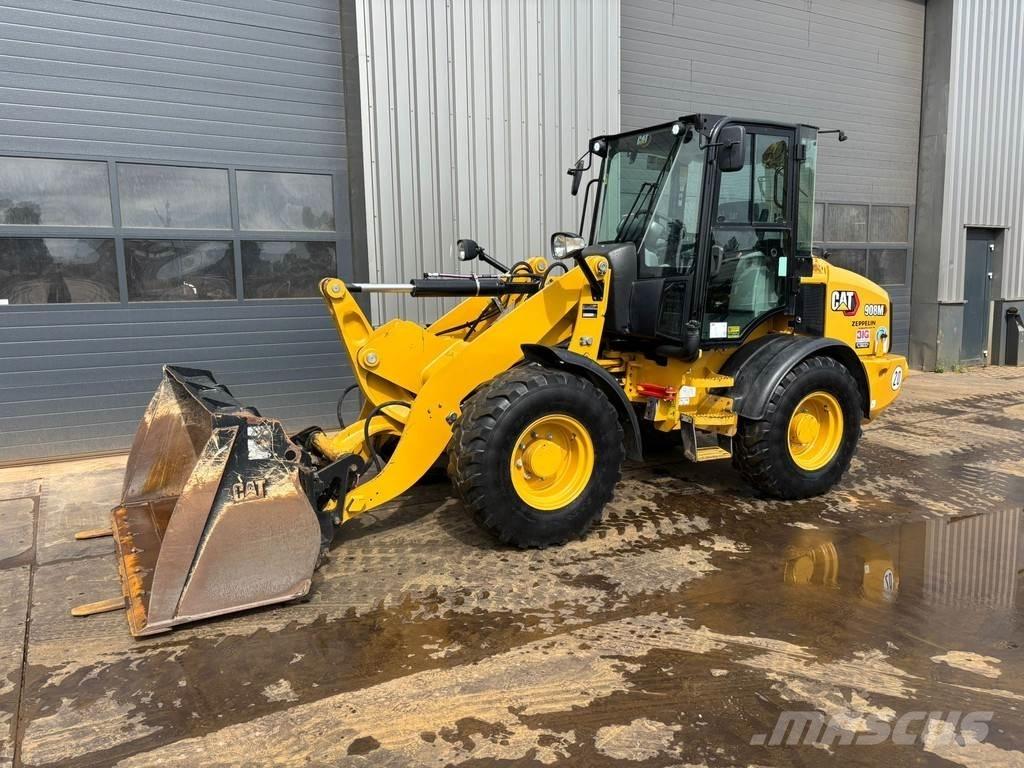 CAT 908M Utovarivači na kotačima