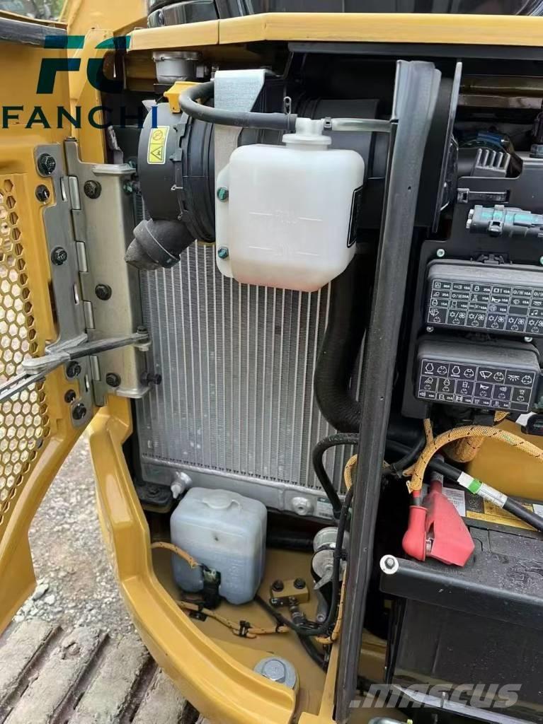 CAT 303 Bageri gusjeničari