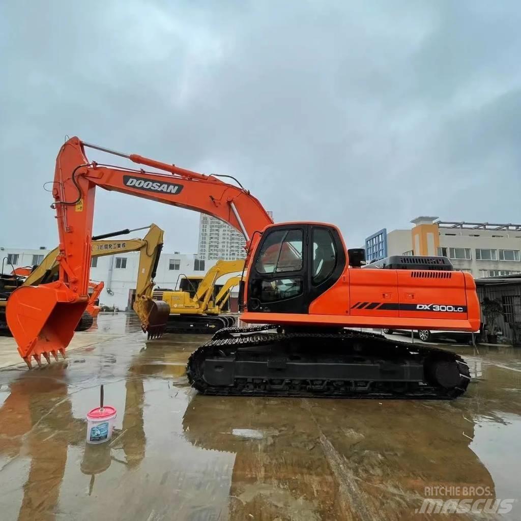 Doosan DX 300 LC Mini bageri <7t