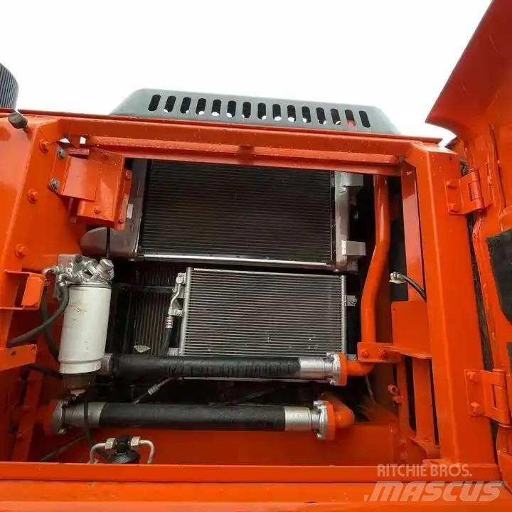 Doosan DX 300 LC Mini bageri <7t