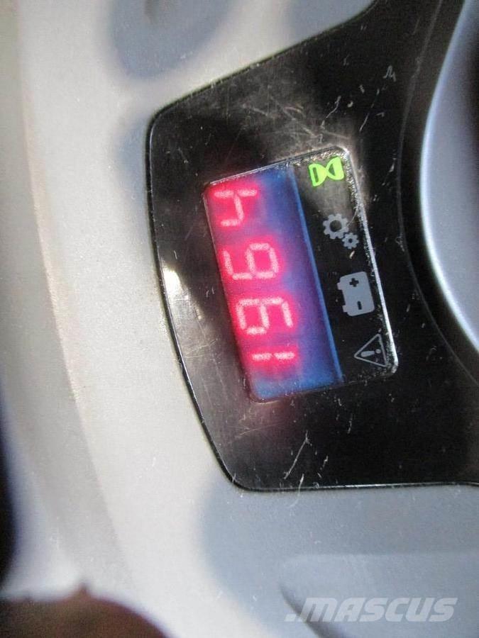 Toyota SPE 120L Ručni električni viličar