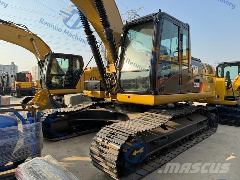 CAT 326D2 Bageri gusjeničari