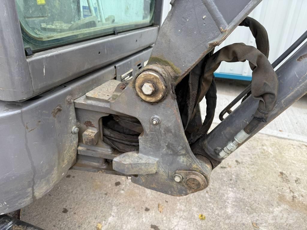 Volvo ECR 25 D Mini bageri <7t