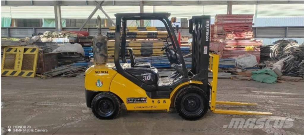 Komatsu FD 30 T-14 Dizelski viličari