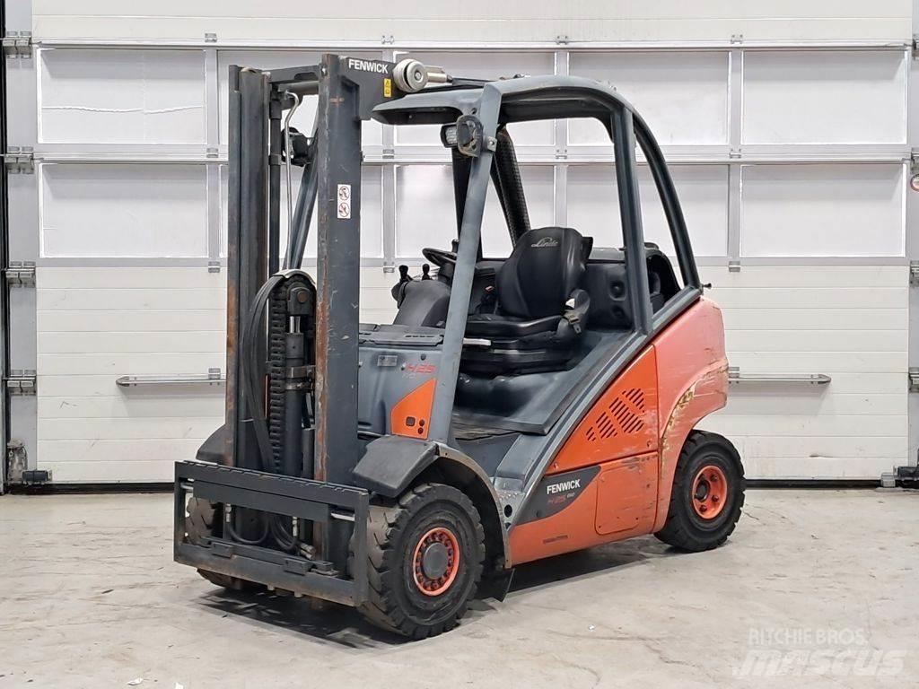 Linde H25T-02 Plinski viličari