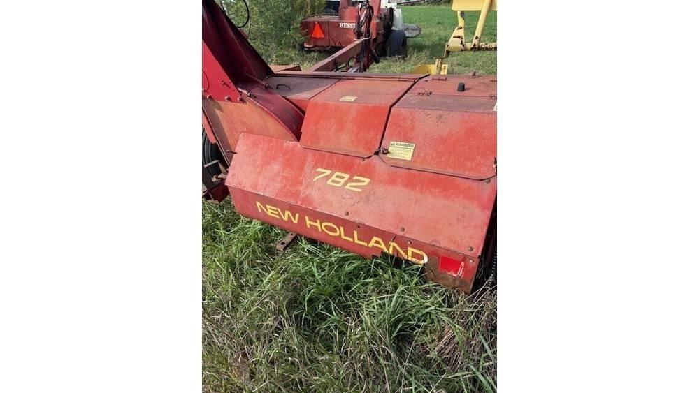 New Holland 782 Kombajni za stočnu hranu