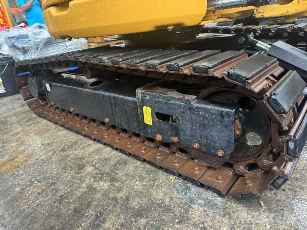 CAT 304 CR Mini bageri <7t