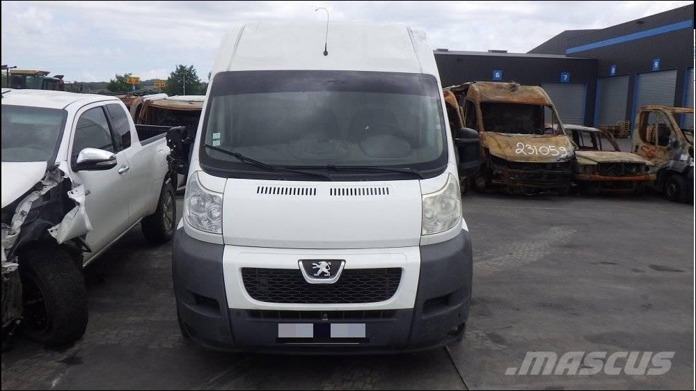 Peugeot Boxer 3 Sanduk kombiji