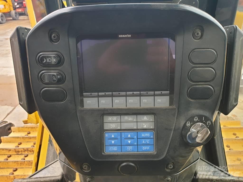 Komatsu D 65 WX-17 Buldožeri gusjeničari