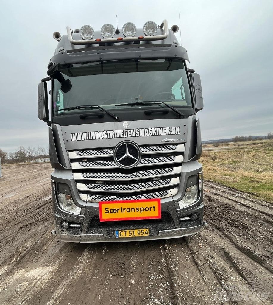 Mercedes-Benz 4158 Traktorske jedinice