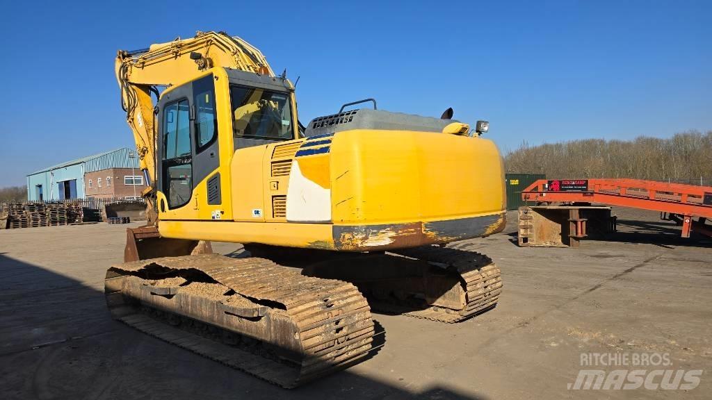 Komatsu PC 210 LC-8K Bageri gusjeničari