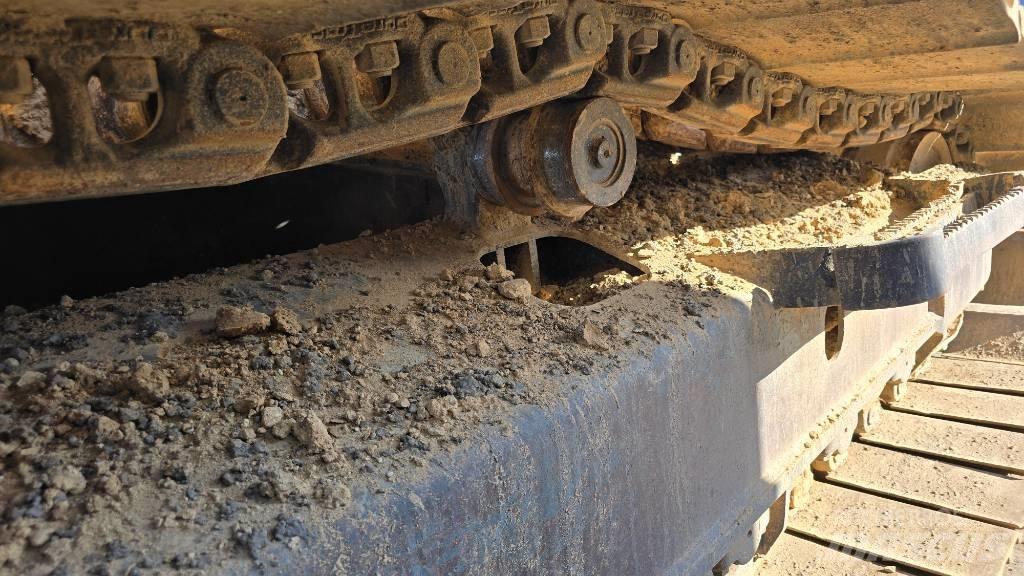 Komatsu PC 210 LC-8K Bageri gusjeničari
