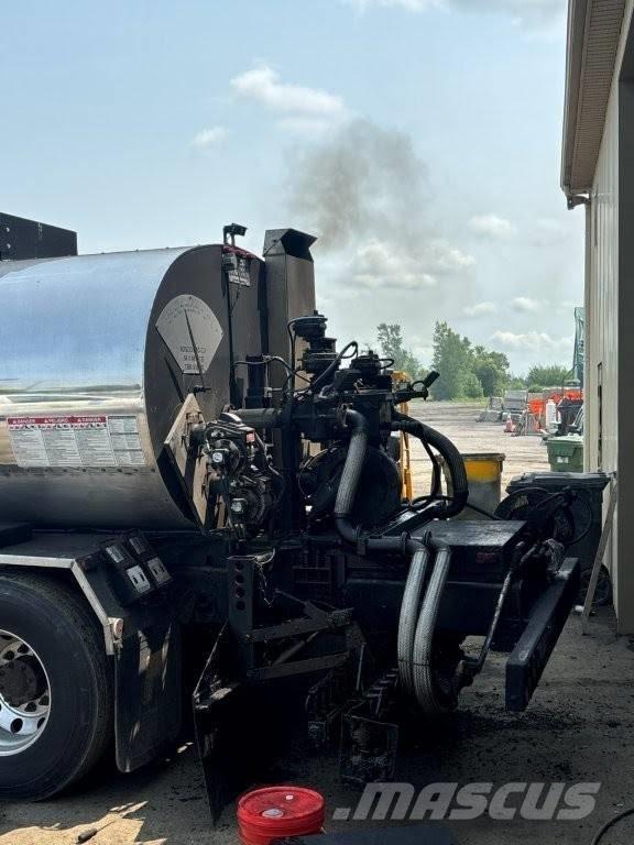 LeeBoy MAXIMIZER 3B Kamioni mikseri za beton