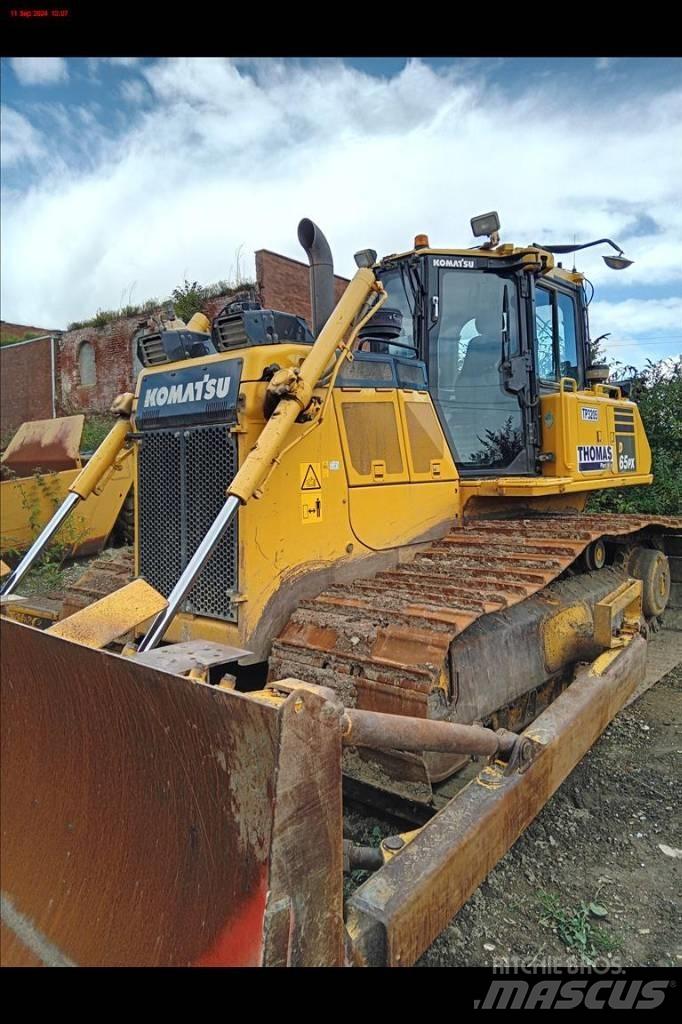 Komatsu D 65 PX-18 Buldožeri gusjeničari